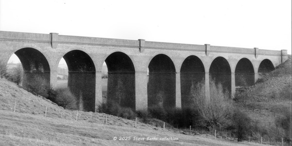 Click for full size image in a pop-up window. Use 'X' to close