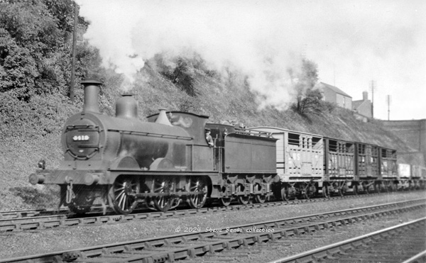 Click for full size image in a pop-up window. Use 'X' to close