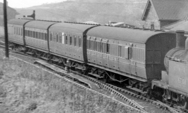 Click for full size image in a pop-up window. Use 'X' to close