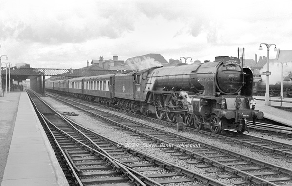 Click for full size image in a pop-up window. Use 'X' to close