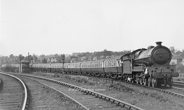 Click for full size image in a pop-up window. Use 'X' to close