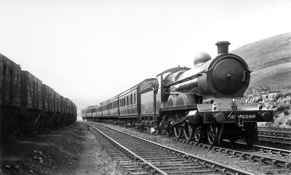 Click for full size image in a pop-up window. Use 'X' to close