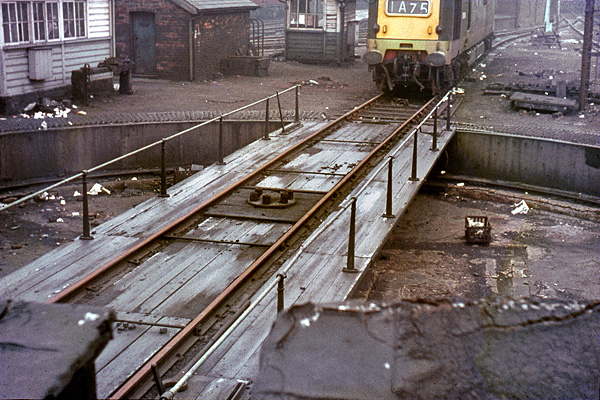 Leeds Central turntable